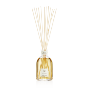 Rosa_Tobacco_FRV0074D_2.png Rosa Tabacco