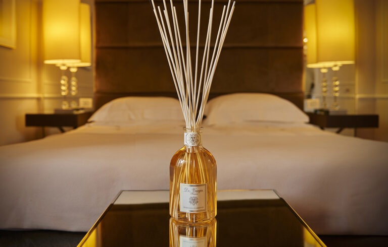 Искусство расслабления: Лучшие ароматы Dr. Vranjes Firenze для спальни и лаунж-зоны