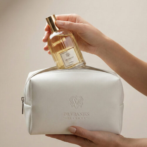 Фирменная косметичка